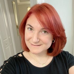 Meet your Posher, Celia